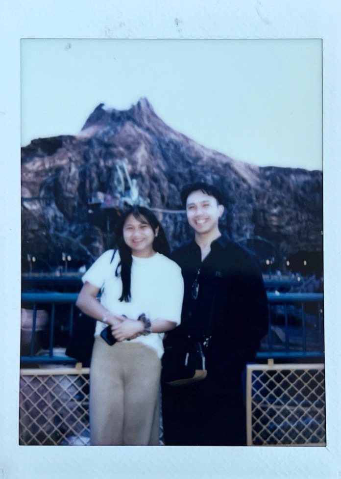 Jon and Mika in Disney Sea